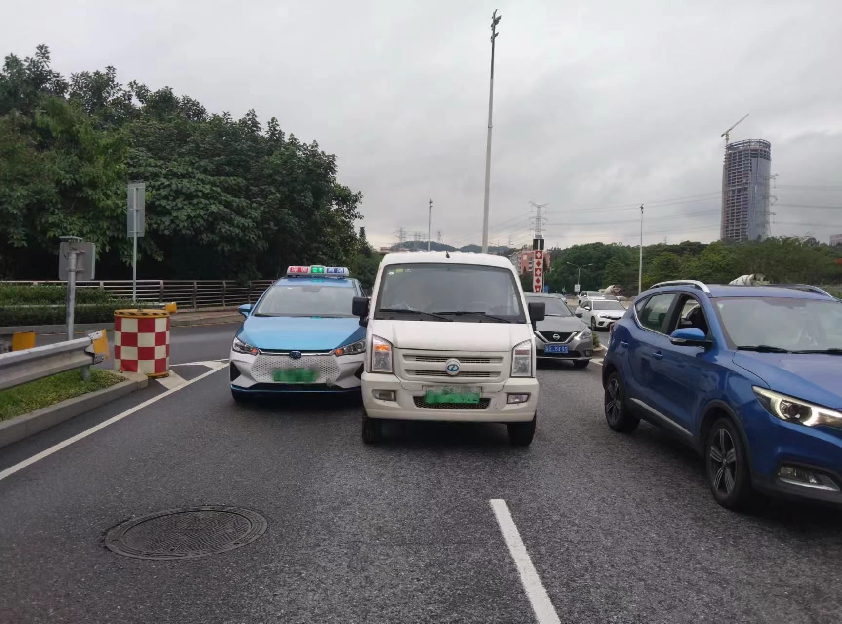 无证驾驶轻型货车发生事故 罗湖交警依法从严处理