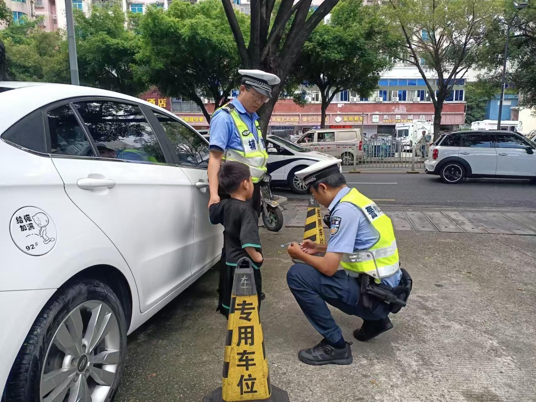 儿童光脚死尸图片