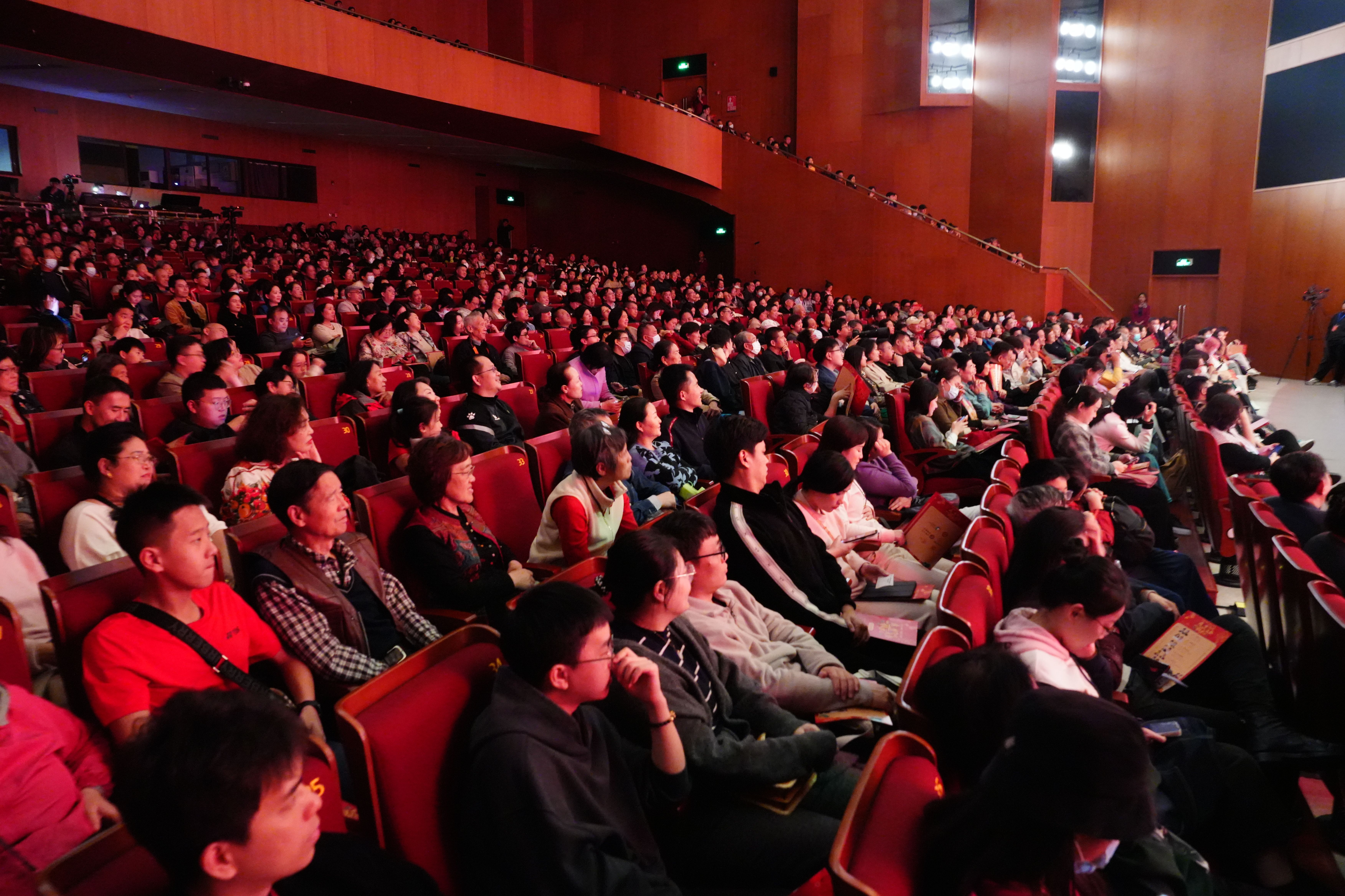 线上线下逾百万人次观演!第六届非遗相声大会精彩纷呈